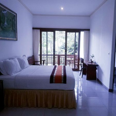 Готель Ubud River Side House Екстер'єр фото
