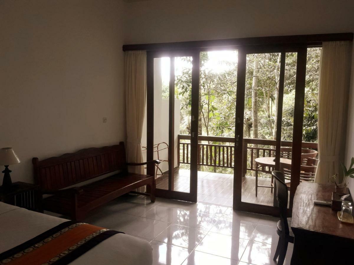 Готель Ubud River Side House Екстер'єр фото